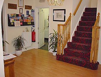 Faviere Guest House ストラットフォード＝アポン＝エイボン エクステリア 写真